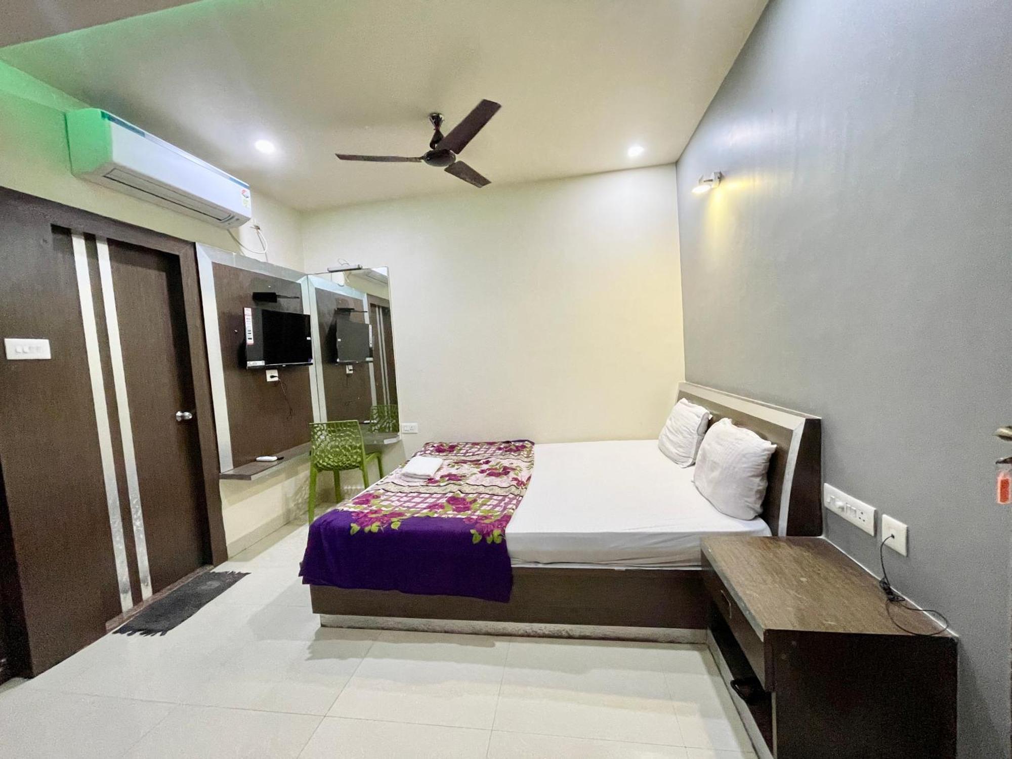 Hotel Trends In Puri Exterior photo